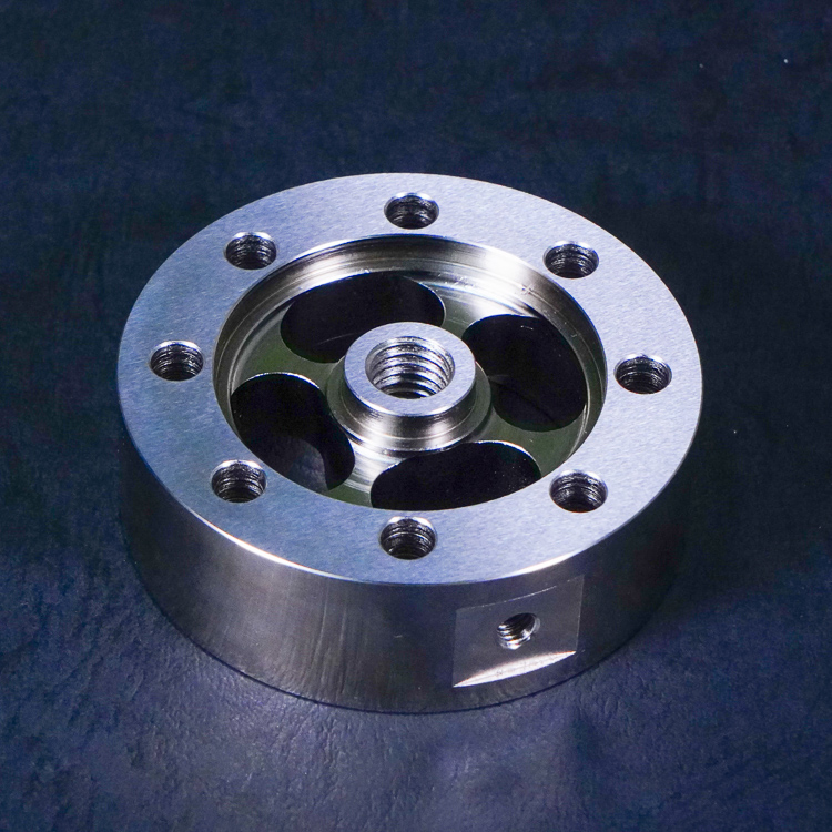 鉄の切削加工の例